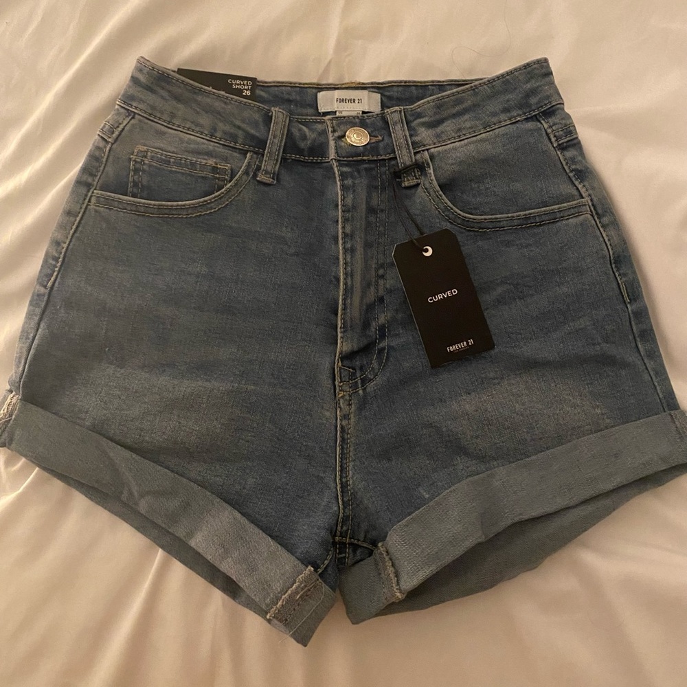 F21 “curvy” shorts